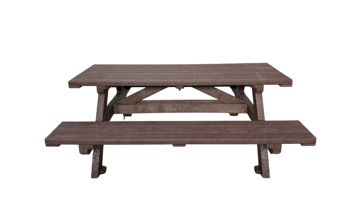 tavolo monviso in plastica riciclata logisto